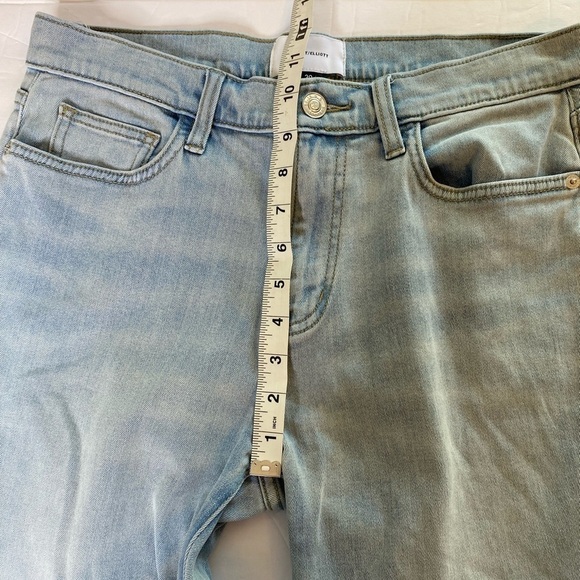 Current/Elliott The Cropped Straight Jeans  Size 30 Light wash Blue - Picture 6 of 7